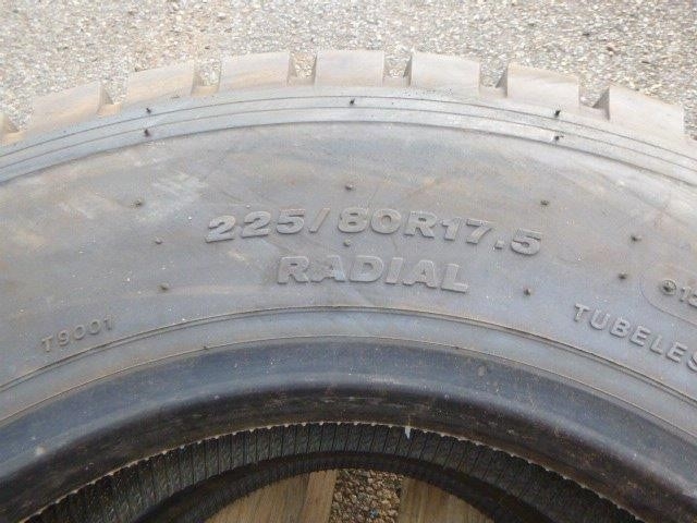 Tyres 225/80R17.5 - Image 4